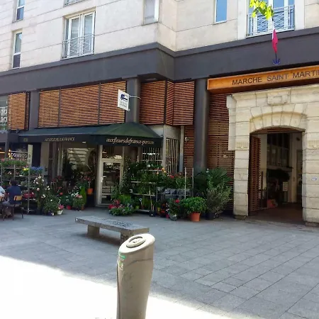 Studio Entierement Meuble # Centre *