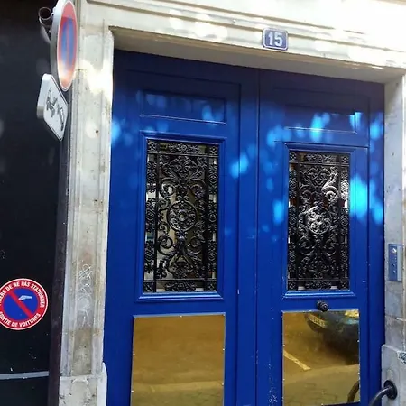 Studio Entierement Meuble # Centre * Paris